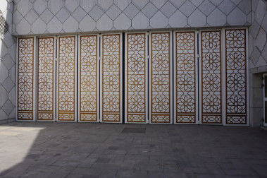 comprar Puertas plegables industriales de 57 mm de grosor con bajo mantenimiento online manufacture