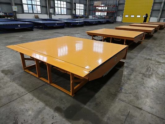 Plataforma de carga hidráulica de bajo mantenimiento Nivelador de muelles Eliminación de basura ISO 9001