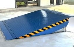 Nivelador automático de muelles para contenedores de carga hidráulicos para muelles o bahías de carga